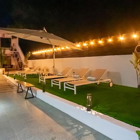 Anika Boutique Suites Coco Buitenkant foto